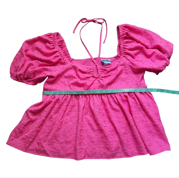 XL Textured Pink Square Tie Neckline Puffed Short Sleeve Top Future Collective - Picture 6 of 9